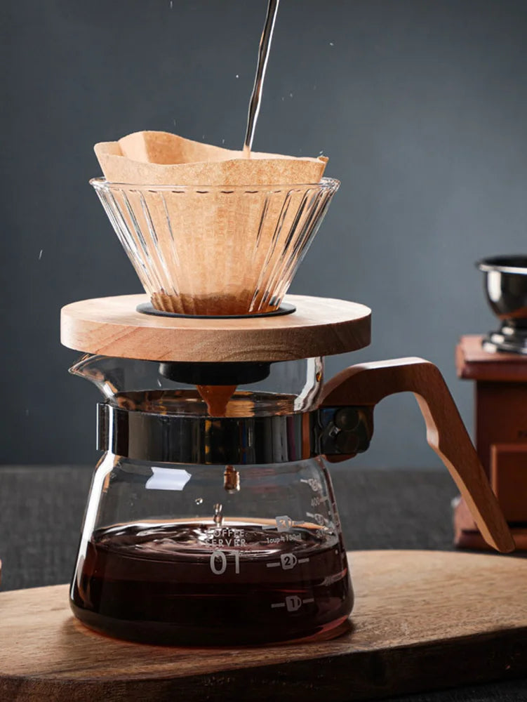 Glass Pouring Cup Coffee Server with Wooden Handle Coffee Sharing Pot