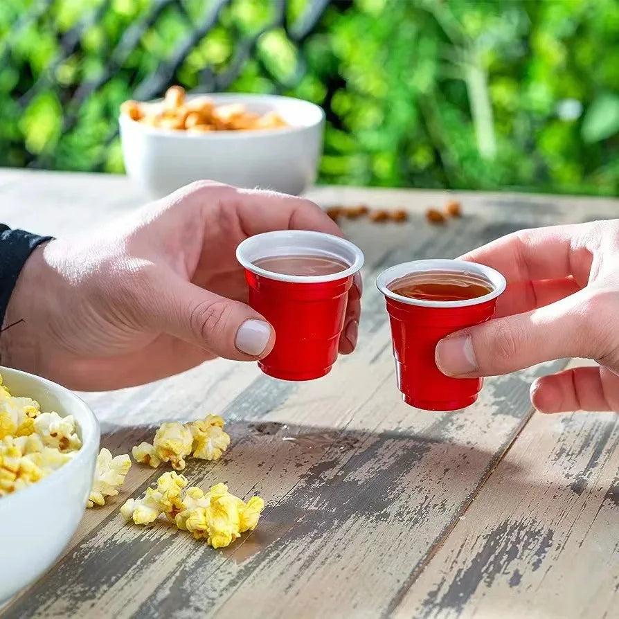 Plastic Party Cups in Red  for Drinks, Soda, Punch, Barbecue, Cola or Water