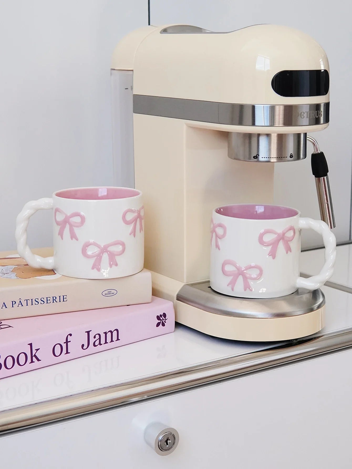 Pink Ceramic Mug with Bowknot, Suitable for Home Decor Drinkware, Drinking Cup