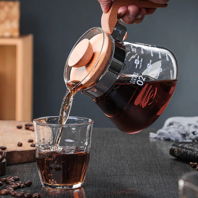 Glass Pouring Cup Coffee Server with Wooden Handle Coffee Sharing Pot